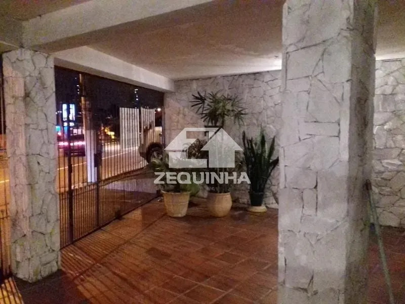 Casa, 6 quartos, 219 m² - Foto 7