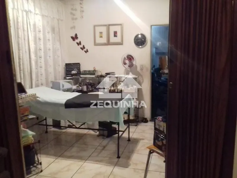 Casa, 6 quartos, 219 m² - Foto 12