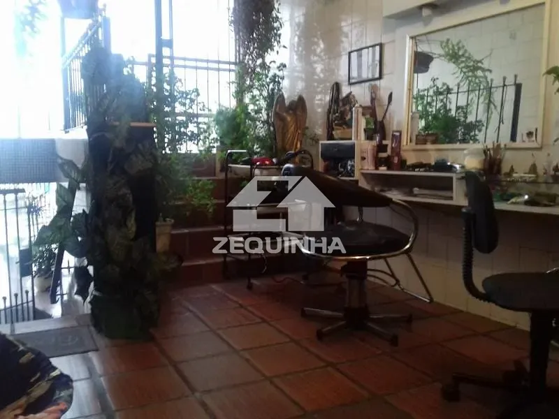 Casa, 6 quartos, 219 m² - Foto 8