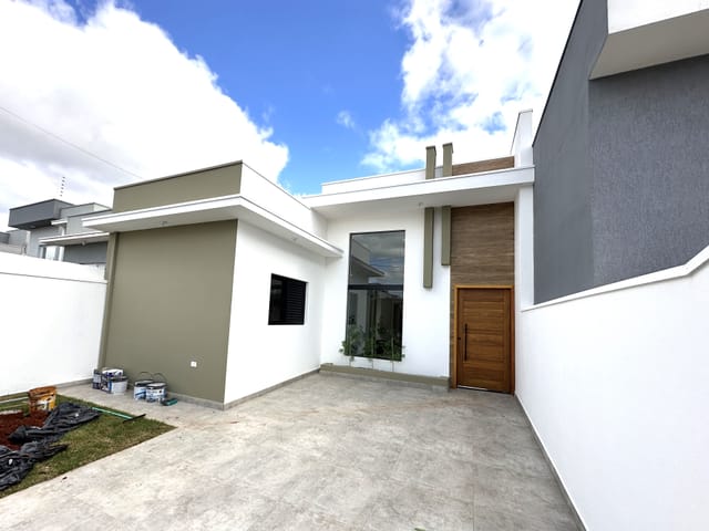 Foto do Casa - Oportunidade casa em Boituva com 3 dormitórios e piscina. Conforto e lazer em localização privilegiada, perto de comércio e escolas. Agende sua visita!" | Almeida e Holtz Imóveis