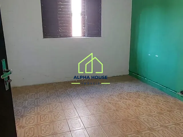 Casa com 256m² 3 quartos e 1 banheiro, à venda, no bairro Tabaú em Pindamonhangaba