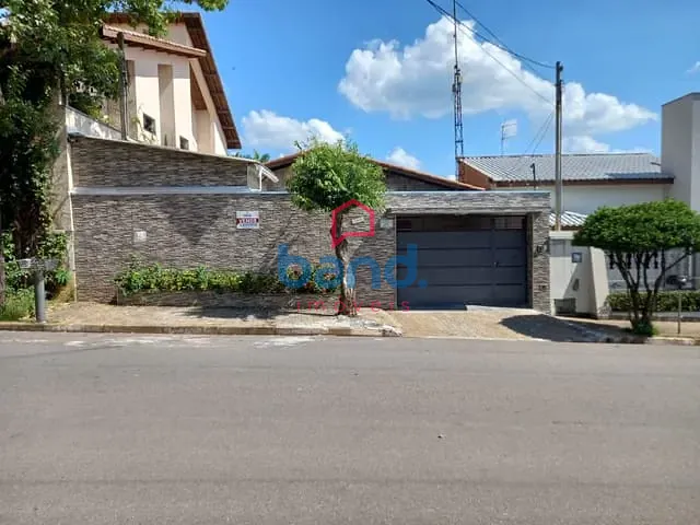 Casa com 445m² 3 quartos e 4 banheiros, à venda, no bairro Vila Alcala em Porto Feliz