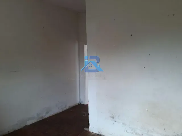 Casa com 310m² 2 quartos e 2 banheiros, à venda, no bairro Vila Capelletto em Itatiba