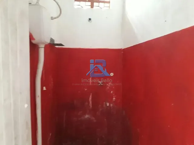 Casa com 310m² 2 quartos e 2 banheiros, à venda, no bairro Vila Capelletto em Itatiba