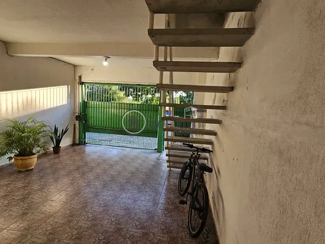 Casa 2 quartos e 2 banheiros, à venda, no bairro Vila Maluf em Suzano
