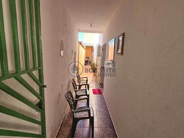 Casa 2 quartos e 2 banheiros, à venda, no bairro Vila Maluf em Suzano