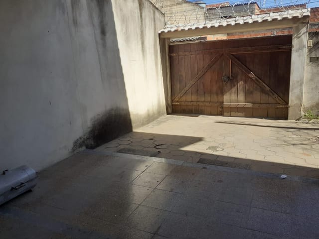 Casa 3 quartos e 2 banheiros, à venda, no bairro Parque Santa Helena em Campos dos Goytacazes