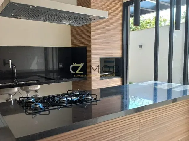 Casa com 275m² 3 quartos e 5 banheiros, à venda, no bairro Jardim Cybelli em Ribeirão Preto