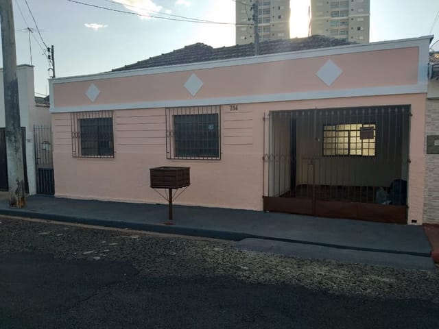 Foto do Casa - Casa com 3 dormitórios para alugar, 98 m² - São Benedito - Uberaba/MG | DOMINIO ZAGO IMOVEIS LTDA