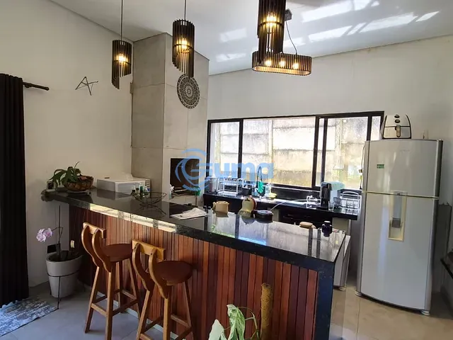 Casa com 600m² 3 quartos e 4 banheiros, à venda, no bairro Santos Reis em Piracaia