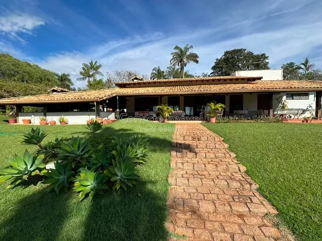 Casa com 5760m² 3 quartos e 7 banheiros, à venda, no bairro Condomínio Fazenda Duas Marias em Jaguariúna