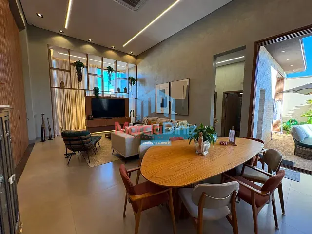 Casa com 330m², à venda, no bairro Cidade Universitária em Ituverava