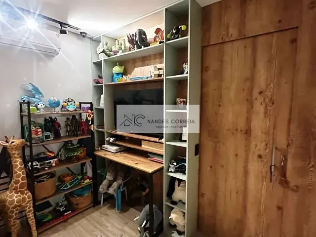 Casa 3 quartos e 2 banheiros, à venda, no bairro Jardim Montecatini em Londrina