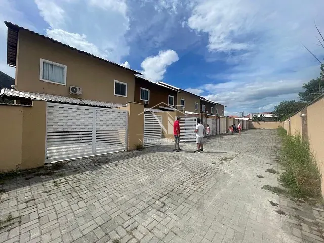 Casa 2 quartos e 2 banheiros, à venda, no bairro São José do Imbassaí em Maricá