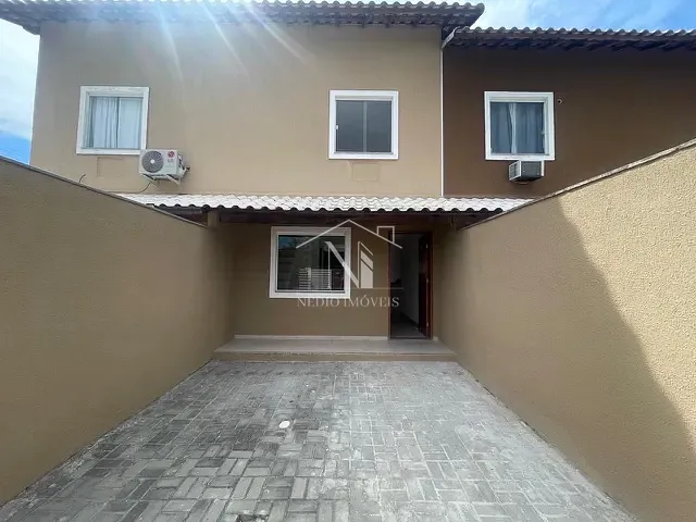 Casa 2 quartos e 2 banheiros, à venda, no bairro São José do Imbassaí em Maricá