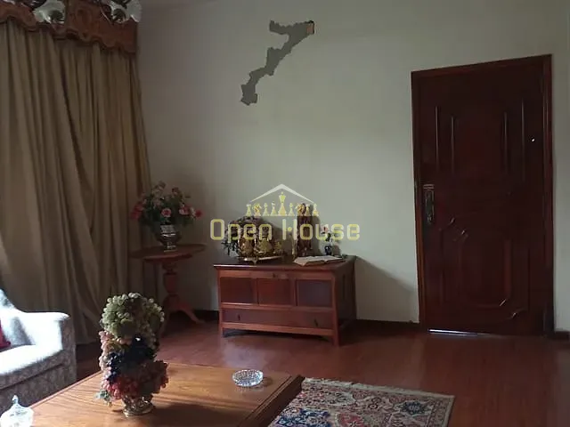 Casa com 430m² 3 quartos e 4 banheiros, à venda, no bairro Jardim Amália em Volta Redonda