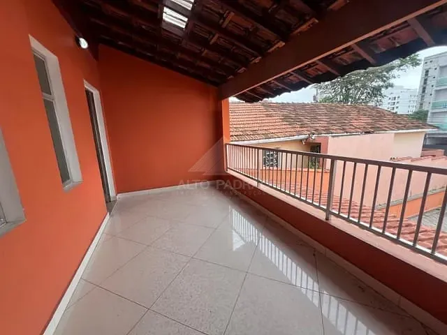 Casa com 238m² 2 quartos e 1 banheiro, para alugar, no bairro Vila Guarani em Mauá