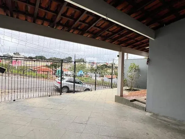 Casa com 250m² 3 quartos e 3 banheiros, à venda, no bairro Jardim das Laranjeiras em Bragança Paulista
