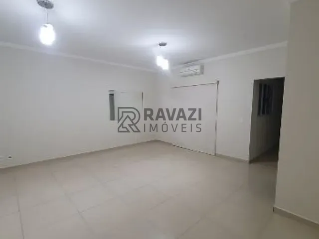 Casa 3 quartos e 3 banheiros, para alugar, no bairro Reserva das Videiras em Louveira