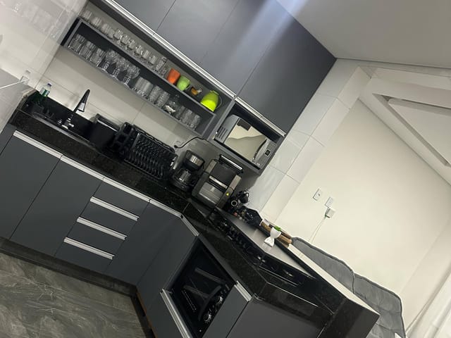 Casa 4 quartos e 2 banheiros, à venda, no bairro Pérola Negra em Santa Luzia