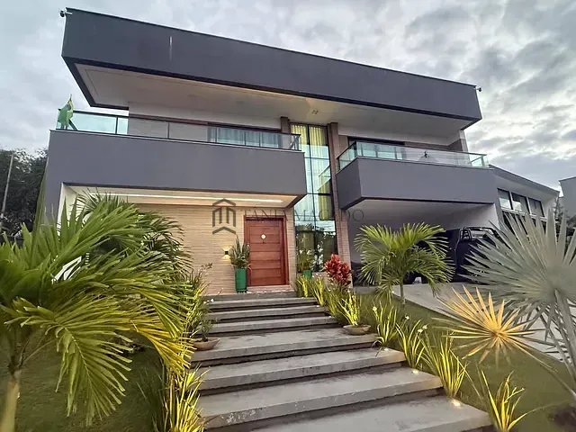 Casa com 477m² 3 quartos e 5 banheiros, à venda, no bairro Várzea em Recife