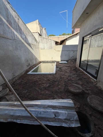Casa com 120m² 3 quartos e 2 banheiros, à venda, no bairro Costazul em Rio das Ostras