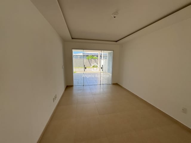 Casa com 216m² 3 quartos e 1 banheiro, à venda, no bairro Cajueiros (Itaipuaçu) em Maricá