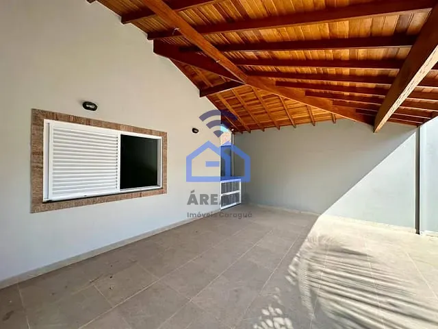 Casa com 380m² 3 quartos e 5 banheiros, à venda, no bairro Cidade Jardim em Caraguatatuba