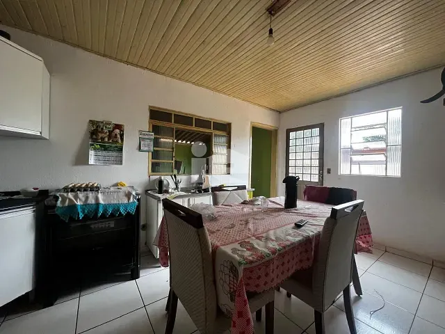 Casa com 491m² 2 quartos e 1 banheiro, à venda, no bairro Jardim Novo Horizonte em Rolândia