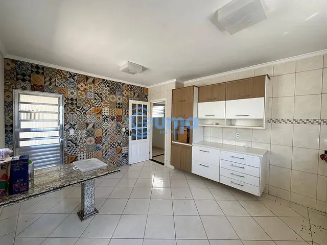 Casa com 280m² 3 quartos e 3 banheiros, à venda, no bairro Jardim Estancia Santana em Bragança Paulista