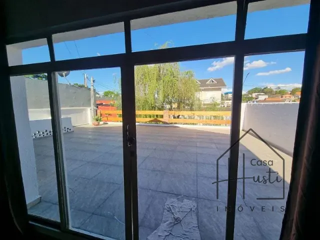 Casa com 327m² 3 quartos e 2 banheiros, à venda, no bairro Jardim Sabiá em Cotia