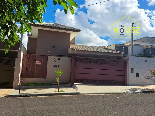 Casa com 240m² 3 quartos e 1 banheiro, à venda, no bairro Jardim Baldissera em Votuporanga