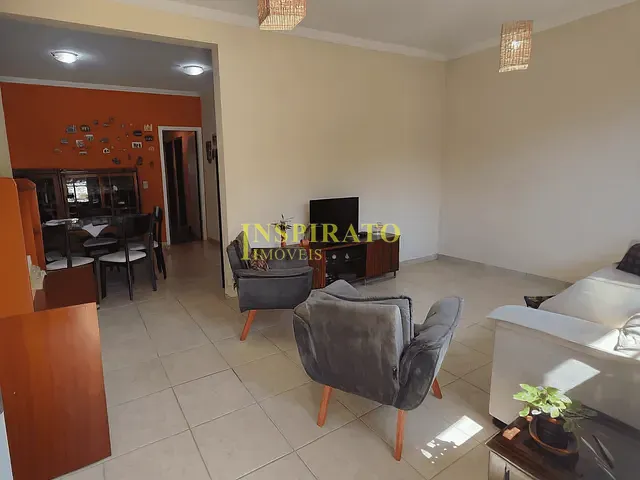 Casa com 1000m² 3 quartos e 2 banheiros, à venda, no bairro Medeiros em Jundiaí