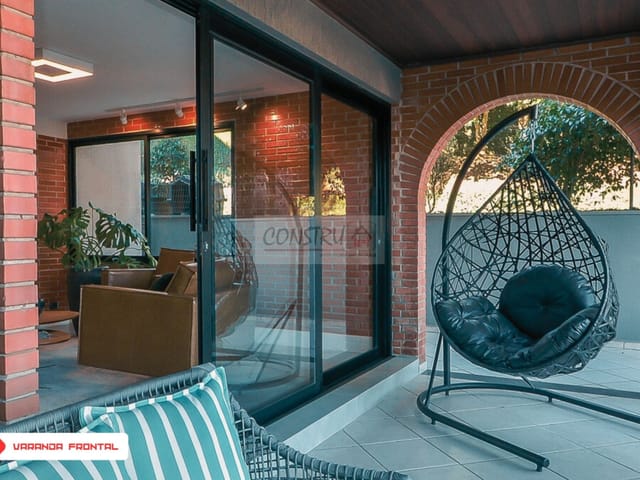 Casa com 1020m² 4 quartos e 4 banheiros, à venda, no bairro Ahú em Curitiba