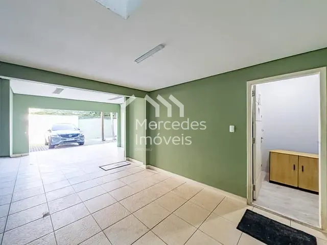 Casa com 276m² 4 quartos e 4 banheiros, para alugar, no bairro Centro em Itajaí