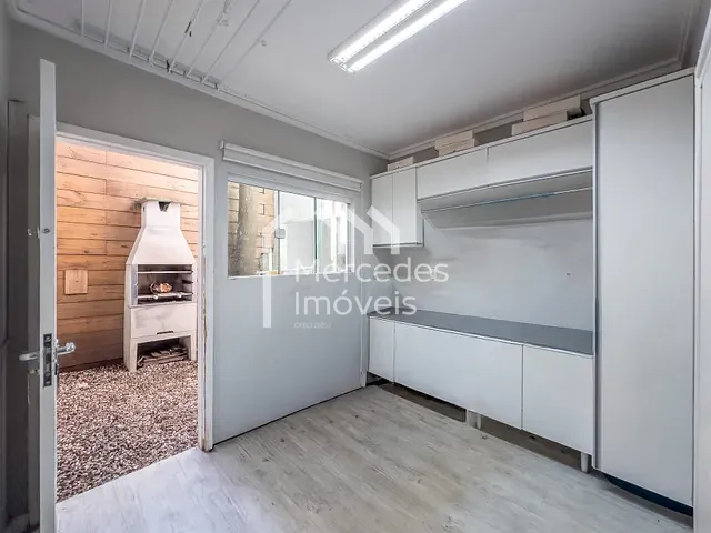 Casa com 276m² 4 quartos e 4 banheiros, para alugar, no bairro Centro em Itajaí