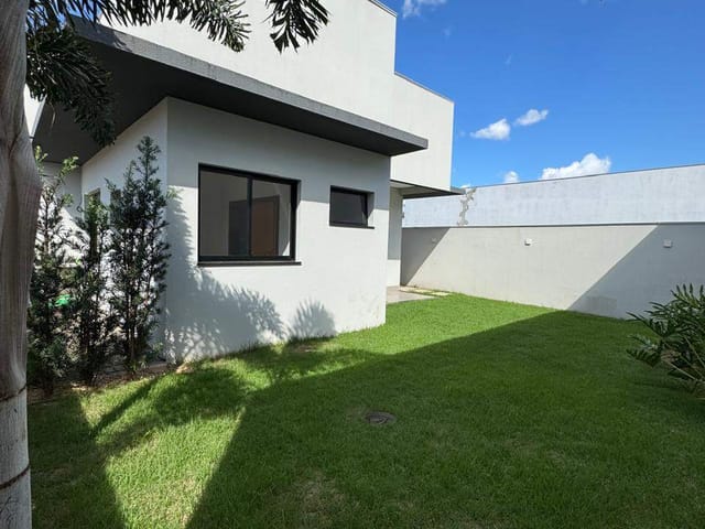 Casa com 360m² 3 quartos e 3 banheiros, à venda, no bairro Jardim Belo Horizonte em Sinop