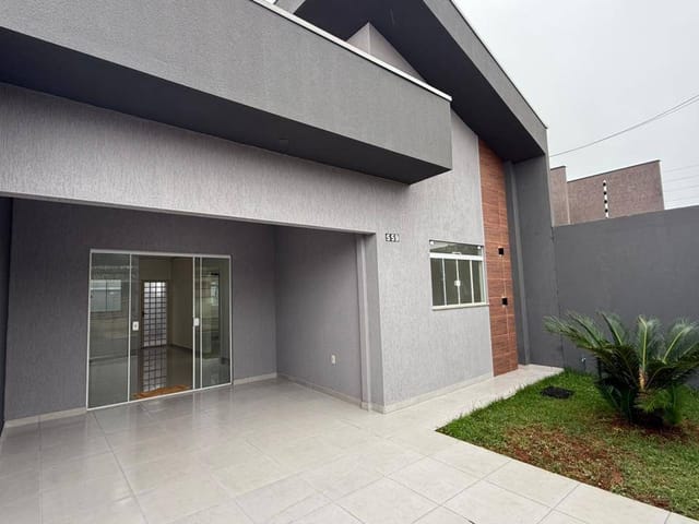 Casa com 130m² 3 quartos e 1 banheiro, à venda, no bairro Residencial Abussafe em Cambé