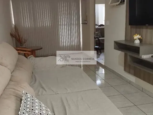 Casa 2 quartos e 2 banheiros, à venda, no bairro Jardim Planalto em Londrina