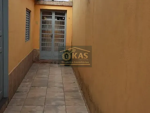 Casa com 300m² 2 quartos e 1 banheiro, à venda, no bairro Parque Suzano em Suzano