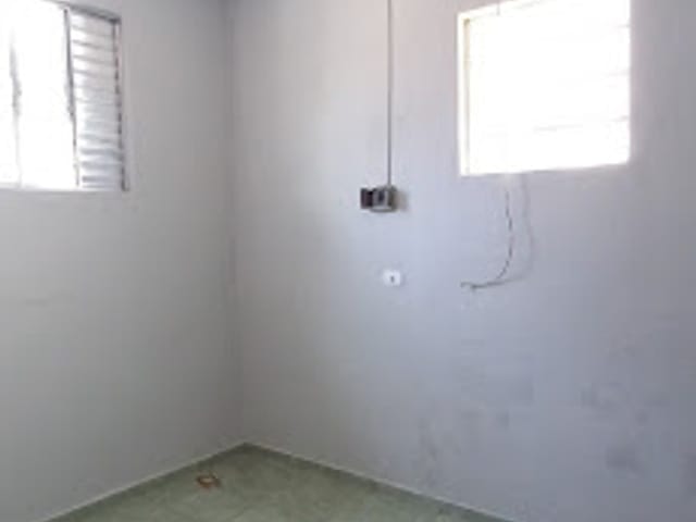 Casa com 25m² 1 quarto e 1 banheiro, para alugar, no bairro Jardim Novo Santo Amaro em São Paulo