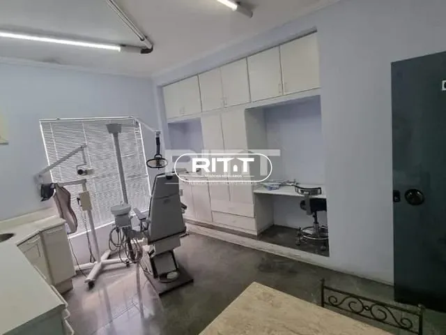 Casa com 405m² 2 quartos e 3 banheiros, à venda, no bairro Jardim Brasil em Campinas