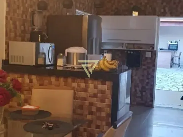 Casa com 248m² 2 quartos e 2 banheiros, à venda, no bairro Sumarezinho em Ribeirão Preto