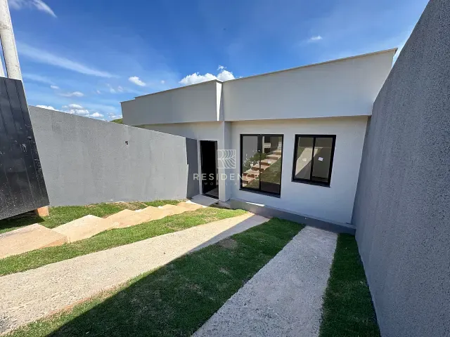 Casa 2 quartos e 1 banheiro, à venda, no bairro Voldac em Volta Redonda