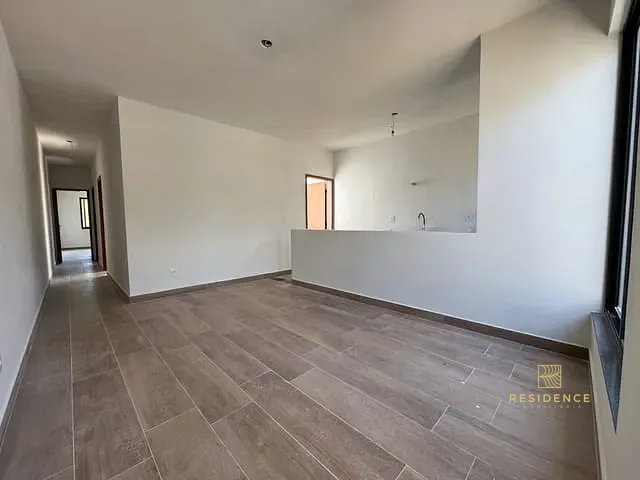 Casa 2 quartos e 1 banheiro, à venda, no bairro Voldac em Volta Redonda