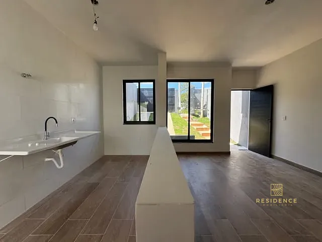 Casa 2 quartos e 1 banheiro, à venda, no bairro Voldac em Volta Redonda