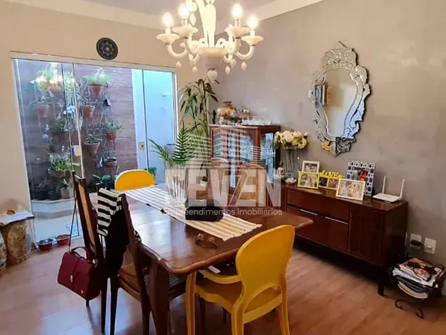 Casa com 240m² 3 quartos e 3 banheiros, à venda, no bairro Vila Altinópolis em Bauru