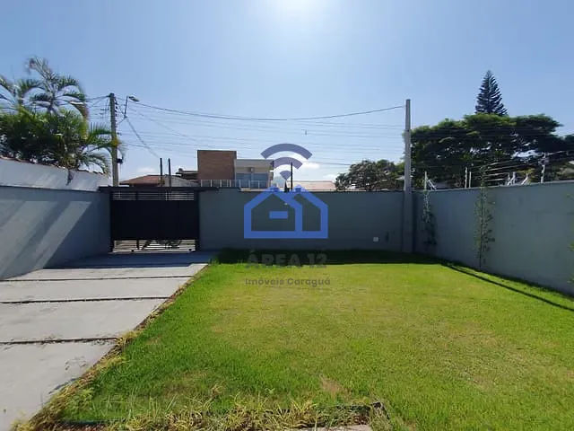 Casa com 360m² 3 quartos e 3 banheiros, à venda, no bairro Pontal de Santa Marina em Caraguatatuba