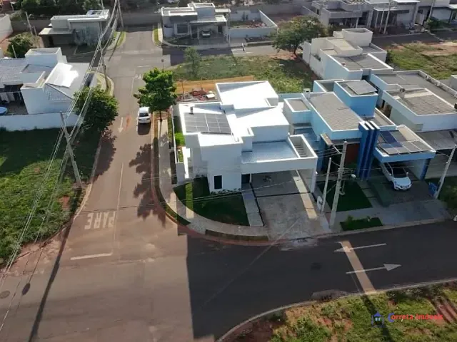 Casa com 318m², à venda, no bairro Residencial Costa Leste em Três Lagoas