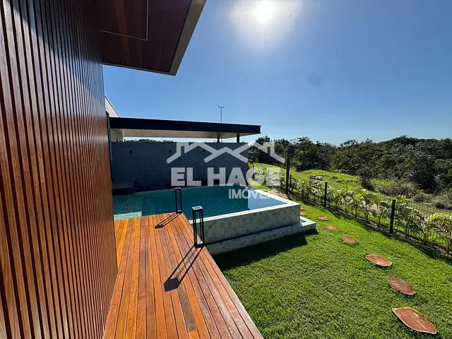 Casa com 645m² 4 quartos e 6 banheiros, à venda, no bairro Passagem da Conceição em Várzea Grande